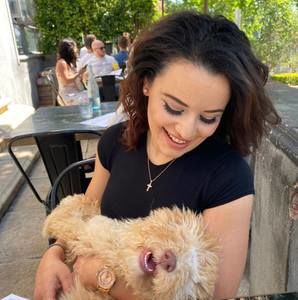 Meet your Posher, Amanda